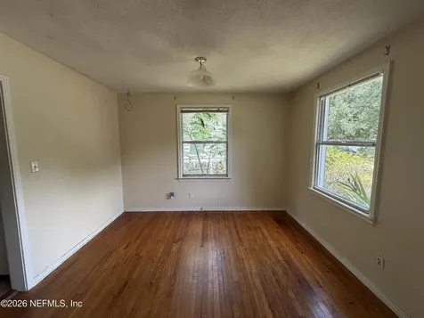 1336 Pinegrove Court Jacksonville FL 32205