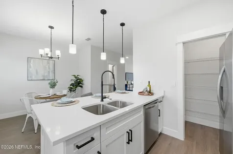 1304- 1312 1st Avenue N Jacksonville Beach FL 32250