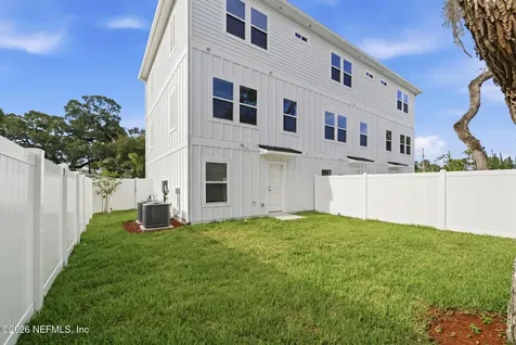 1304- 1312 1st Avenue N Jacksonville Beach FL 32250