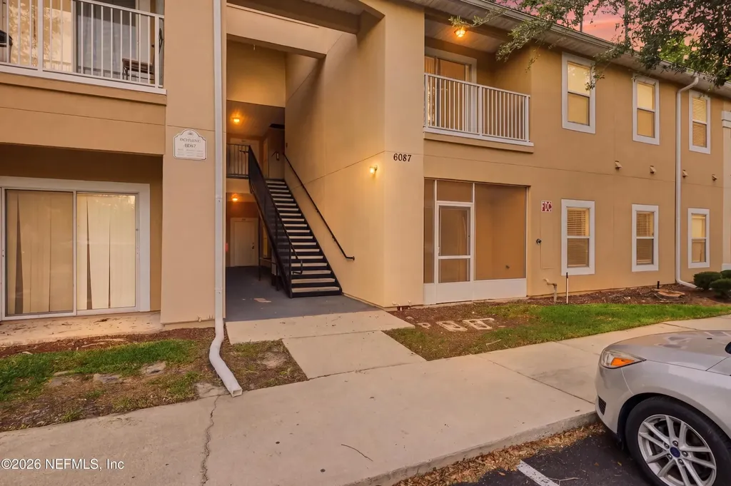6087 Maggies Circle Jacksonville FL 32244