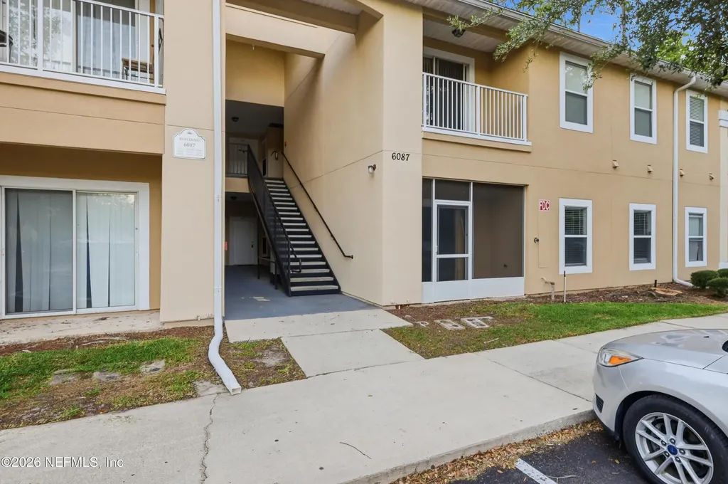 6087 Maggies Circle Jacksonville FL 32244