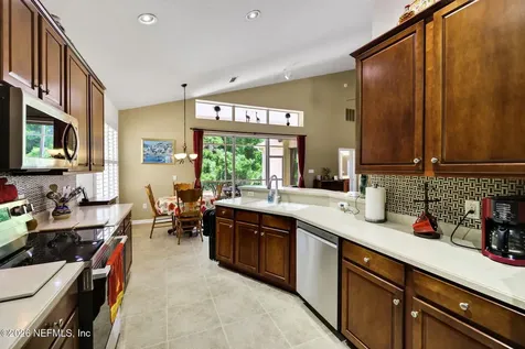 9223 Sunrise Breeze Circle Jacksonville FL 32256