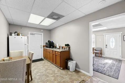 6108 Arlington Road Jacksonville FL 32211