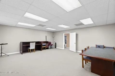 6108 Arlington Road Jacksonville FL 32211