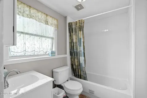 6108 Arlington Road Jacksonville FL 32211