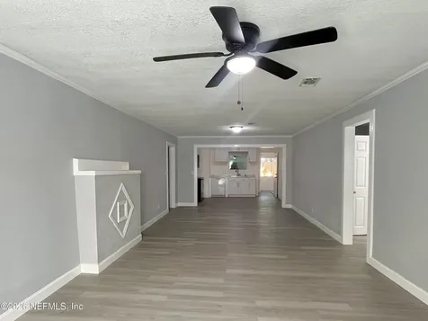 7125 Bloxham Avenue Jacksonville FL 32208