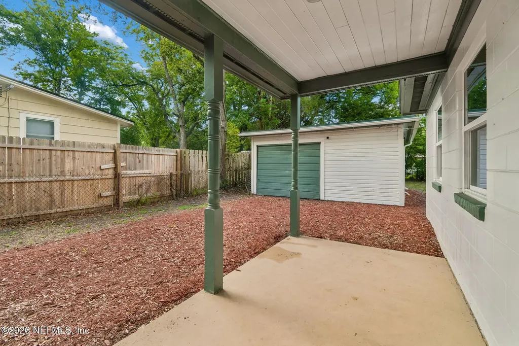 3524 Centerhill Drive N Jacksonville FL 32254