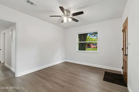 3524 Centerhill Drive N Jacksonville FL 32254