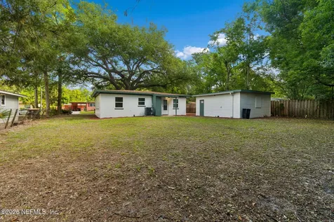 3524 Centerhill Drive N Jacksonville FL 32254