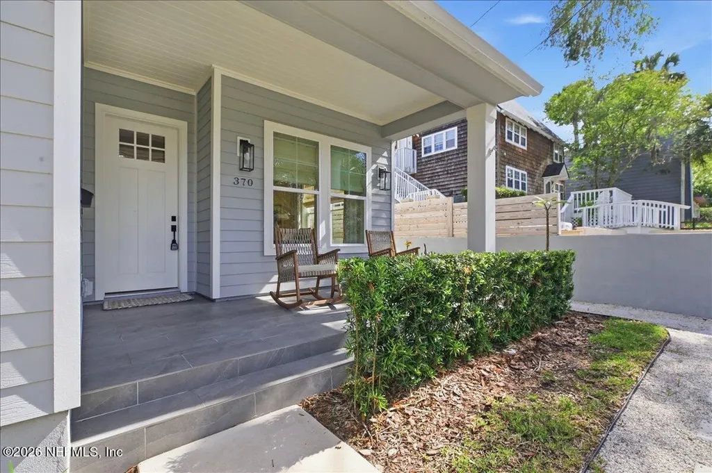 370 8th Street Atlantic Beach FL 32233