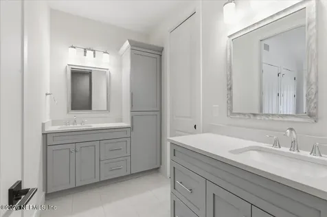 370 8th Street Atlantic Beach FL 32233