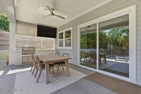 370 8th Street Atlantic Beach FL 32233