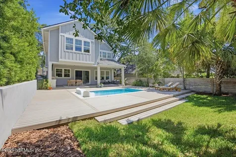 370 8th Street Atlantic Beach FL 32233