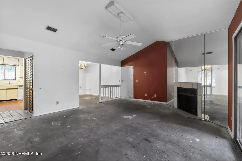 3801 Crown Point Road Jacksonville FL 32257