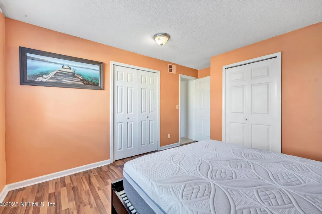 6528 Valerosa Court Jacksonville FL 32217
