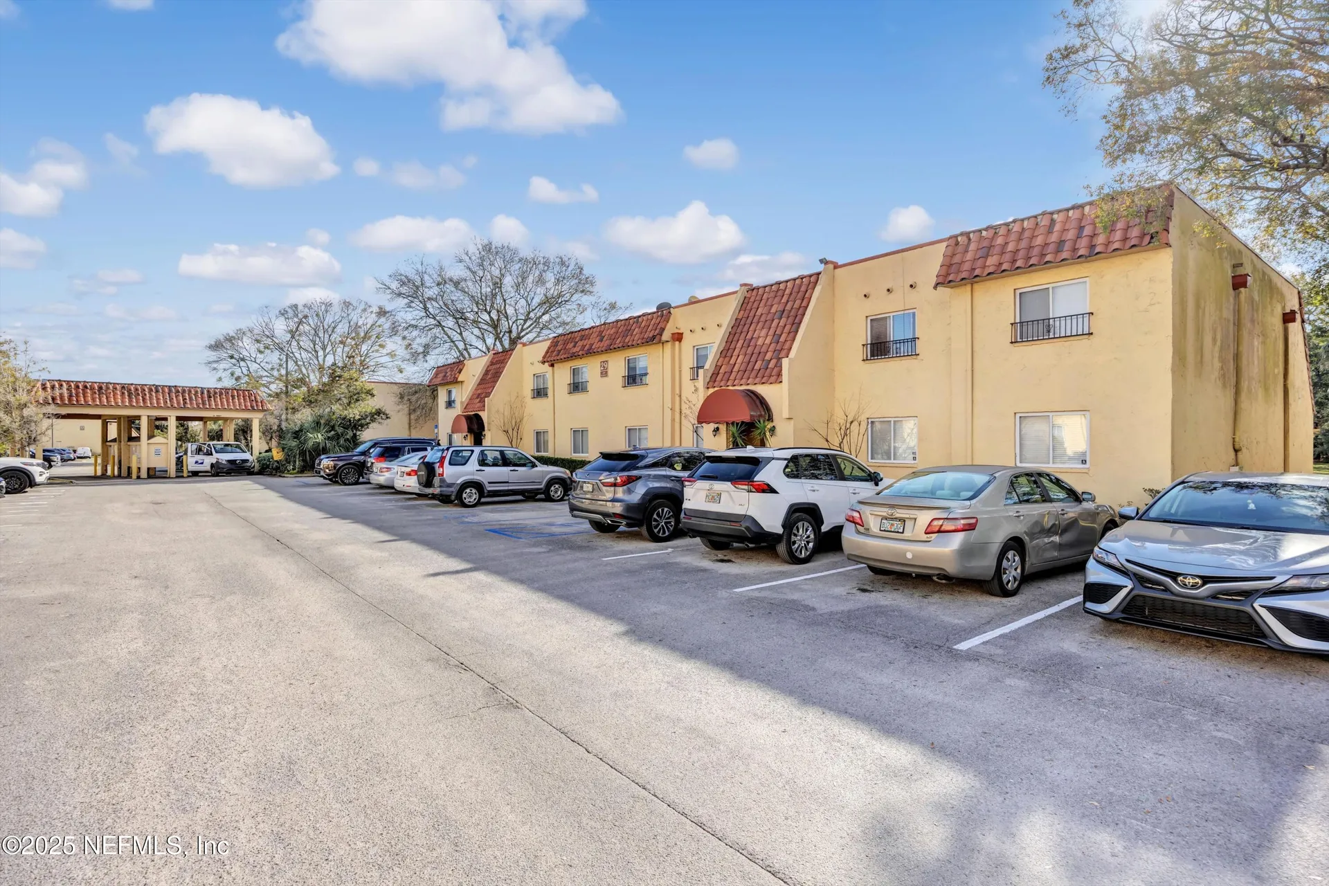 6528 Valerosa Court Jacksonville FL 32217