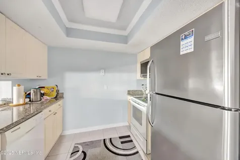 6528 Valerosa Court Jacksonville FL 32217