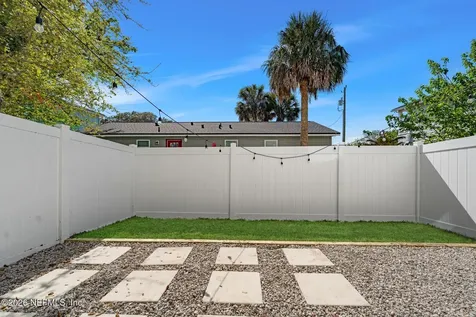 124 & 128 S 10th Street Jacksonville Beach FL 32250
