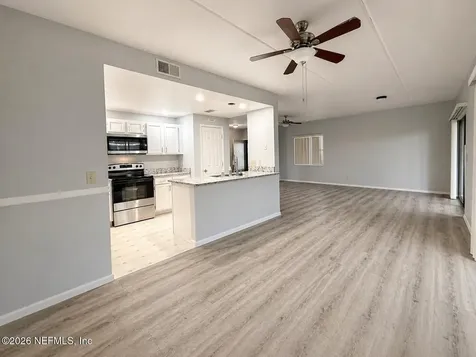 13 Navarra Court St. Augustine Shores FL 32086