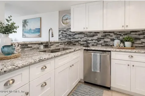13 Navarra Court St. Augustine Shores FL 32086