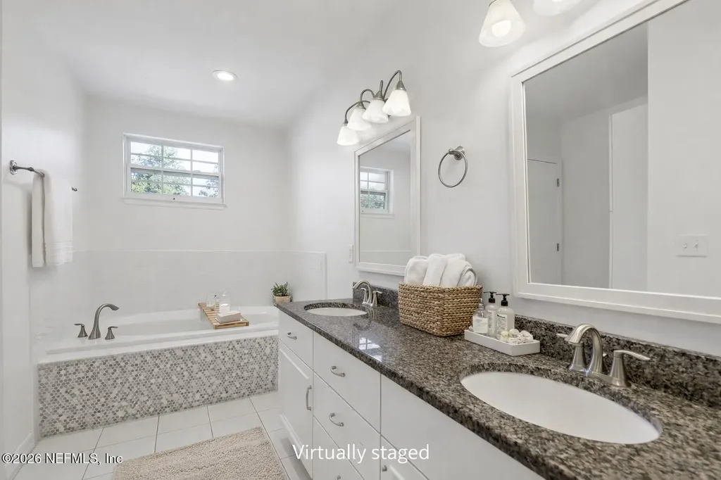 1367 Riverbirch Lane Jacksonville FL 32207