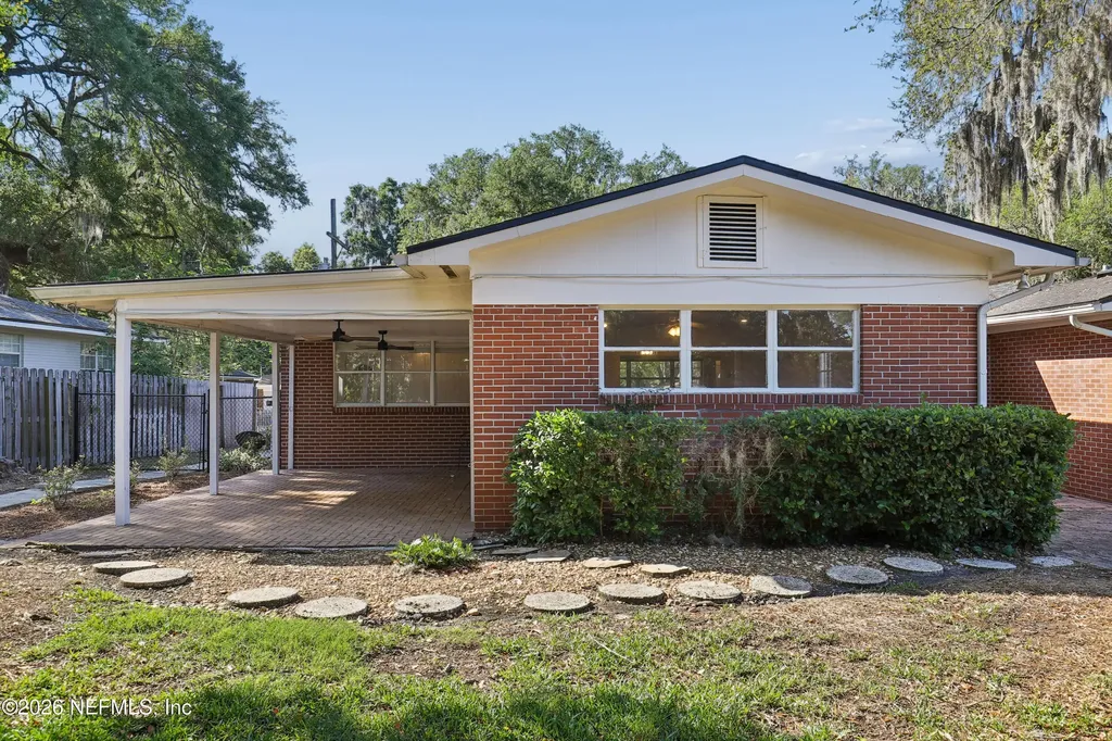 1367 Riverbirch Lane Jacksonville FL 32207