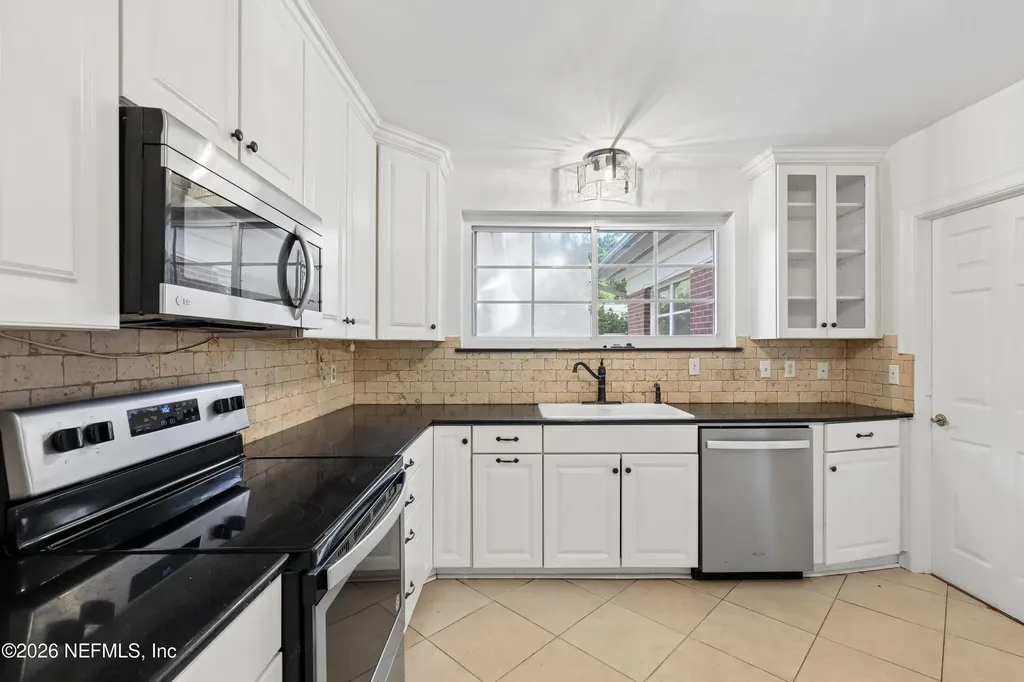 1367 Riverbirch Lane Jacksonville FL 32207