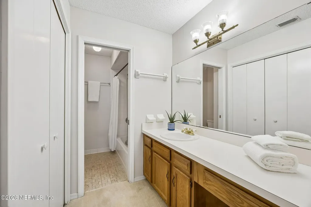 1879 Oak Water Drive Jacksonville FL 32225
