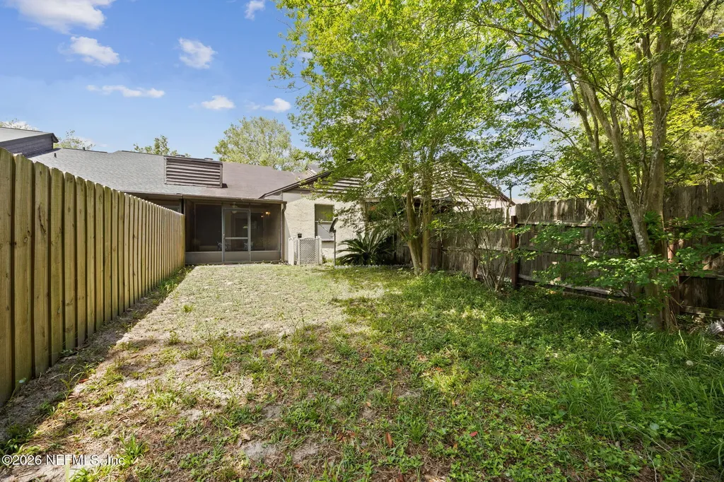 1879 Oak Water Drive Jacksonville FL 32225