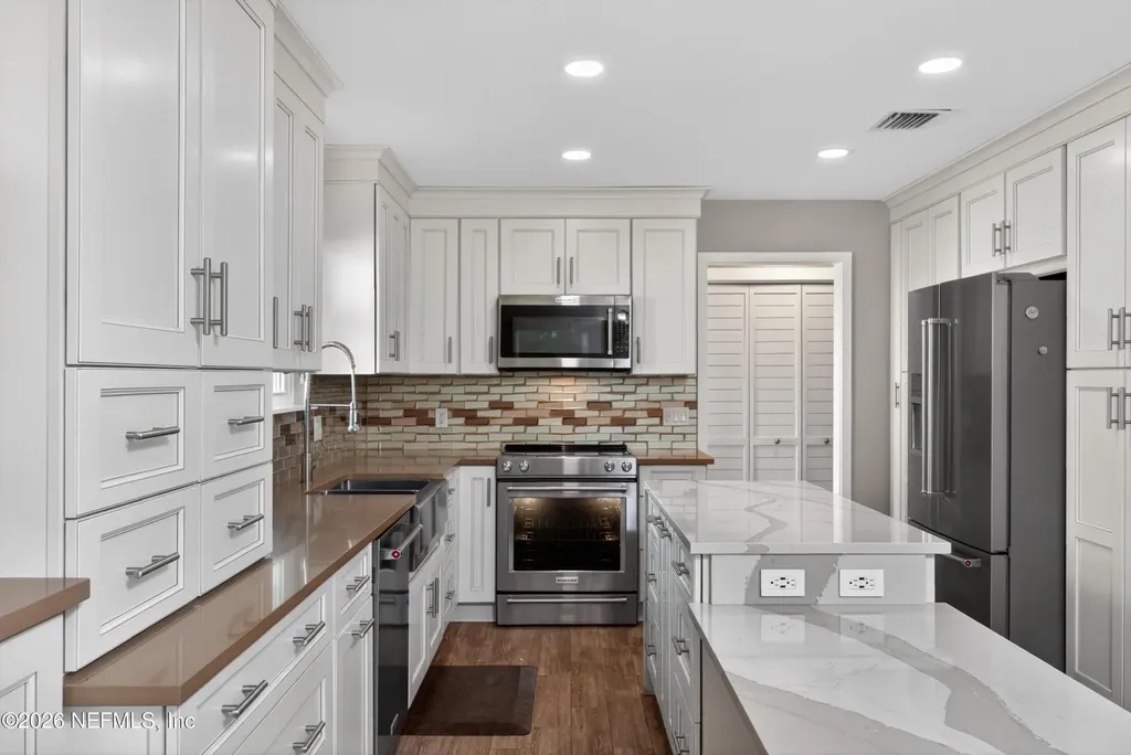 8137 Village Gate Court Jacksonville FL 32217