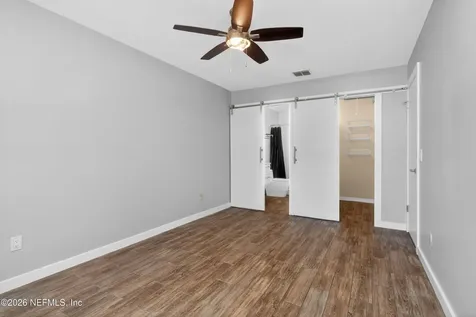 8137 Village Gate Court Jacksonville FL 32217