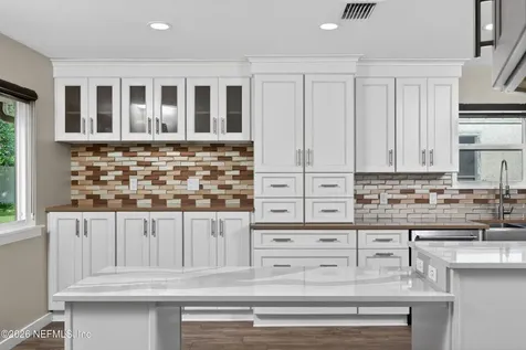 8137 Village Gate Court Jacksonville FL 32217
