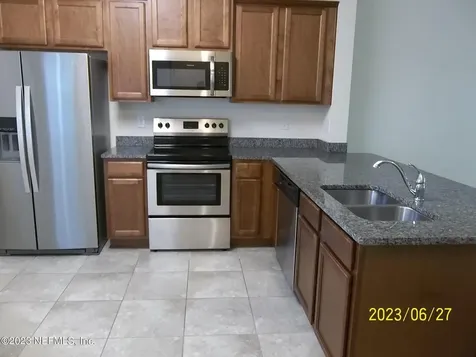 618 Servia Drive Jacksonville FL 32259