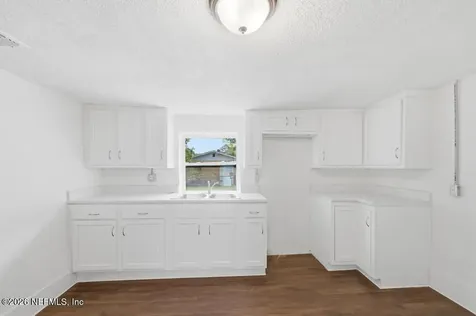 1823 W 44th Street Jacksonville FL 32209