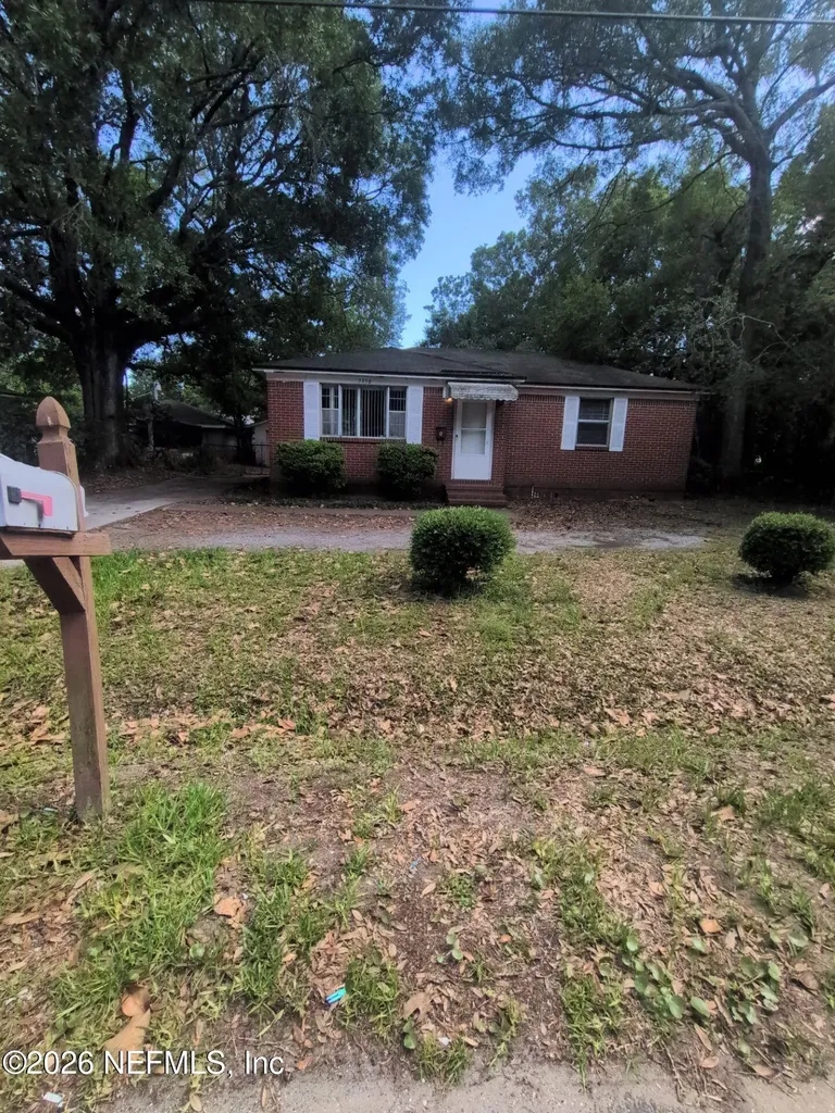 3350 Sunnybrook Avenue N Jacksonville FL 32254