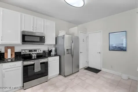 7990 Baymeadows Road E Jacksonville FL 32256