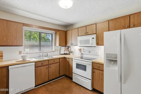 1820 Shannon Lake Drive Middleburg FL 32068