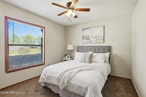 1820 Shannon Lake Drive Middleburg FL 32068