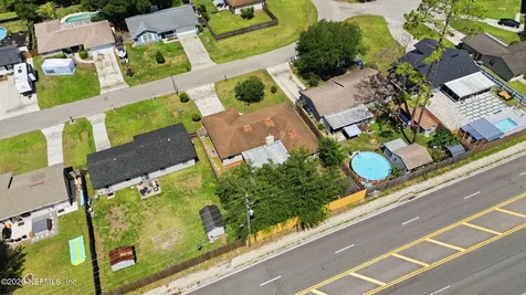 1820 Shannon Lake Drive Middleburg FL 32068