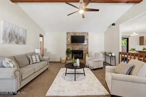 1820 Shannon Lake Drive Middleburg FL 32068