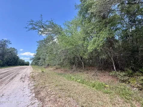 0140 Usina Avenue Interlachen FL 32148