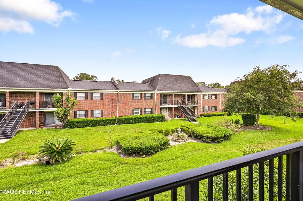 4915 Baymeadows Road Jacksonville FL 32217