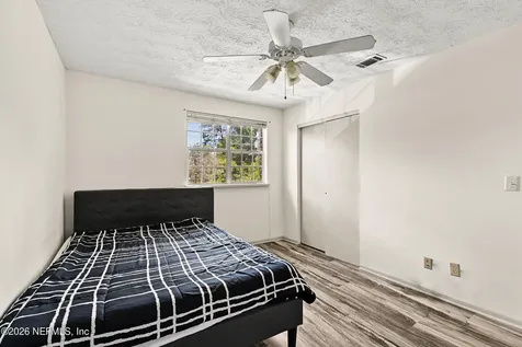 4915 Baymeadows Road Jacksonville FL 32217