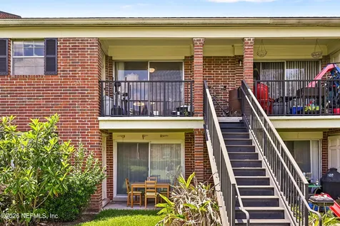 4915 Baymeadows Road Jacksonville FL 32217