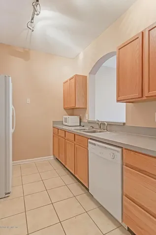 7990 Baymeadows Road E Jacksonville FL 32256