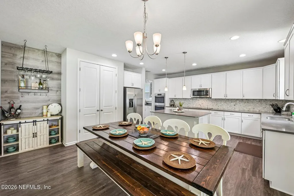 1919 Silo Oaks Place Middleburg FL 32068