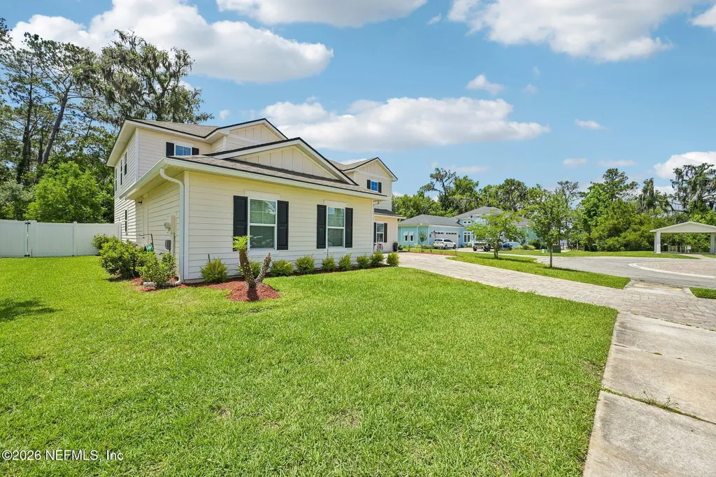 1919 Silo Oaks Place Middleburg FL 32068