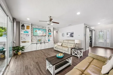 1919 Silo Oaks Place Middleburg FL 32068