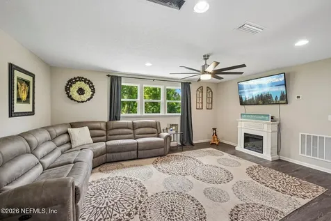 1919 Silo Oaks Place Middleburg FL 32068