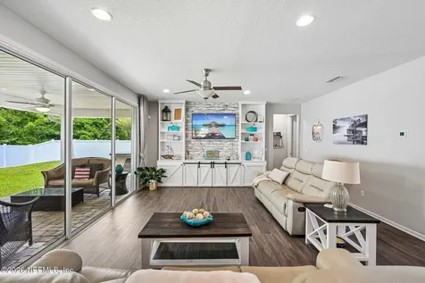 1919 Silo Oaks Place Middleburg FL 32068